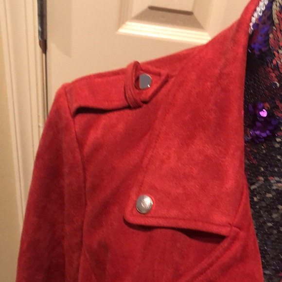 Jacket - Picture 9 of 9